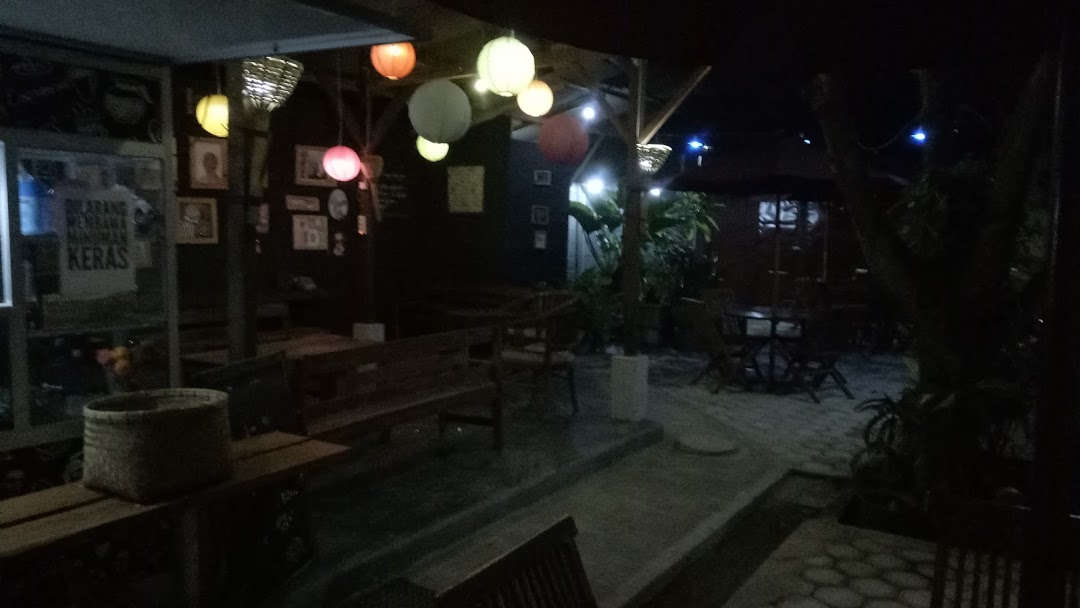 10 Daftar Pilihan Cafe Daerah Blitar Ini Paling Diburu, Hits dan Instagramable Abis 7 10 Daftar Pilihan Cafe Daerah Blitar Ini Paling Diburu, Hits dan Instagramable Abis 7
