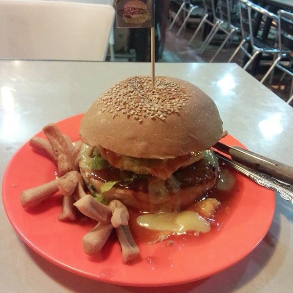 10 Rekomendasi Cafe Paling Asyik dan Hits di Daerah Banda Aceh, Ajak Sahabat Kesini Yuk! 9 10 Rekomendasi Cafe Paling Asyik dan Hits di Daerah Banda Aceh, Ajak Sahabat Kesini Yuk! 9