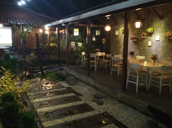 10 Rekomendasi Cafe di Daerah Jombang Ini Kekinian dan Nge-Hits Bagi Kalangan Milenials 1
