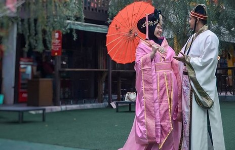 Chinatown Bandung, Serunya Wisata Kebudayaan China di Tanah Sunda 7 Chinatown Bandung, Serunya Wisata Kebudayaan China di Tanah Sunda 6