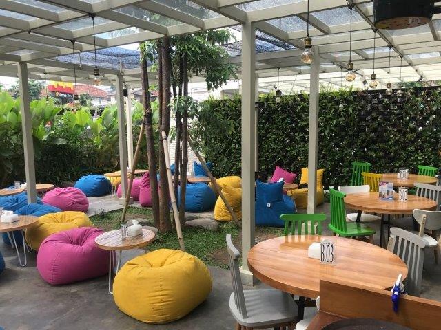 Kece Parah! 6 Referensi Cafe Paling Instagramable di Daerah Jakarta Timur Ini Wajib Kamu Kunjungi 5