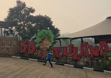 Mengunjungi Kastil Eropa Abad Pertengahan, D’dieuland Punclut Bandung 1