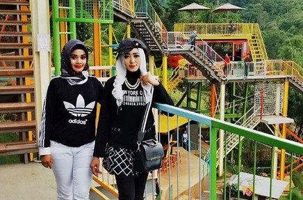 Mengunjungi Kastil Eropa Abad Pertengahan, D’dieuland Punclut Bandung 5