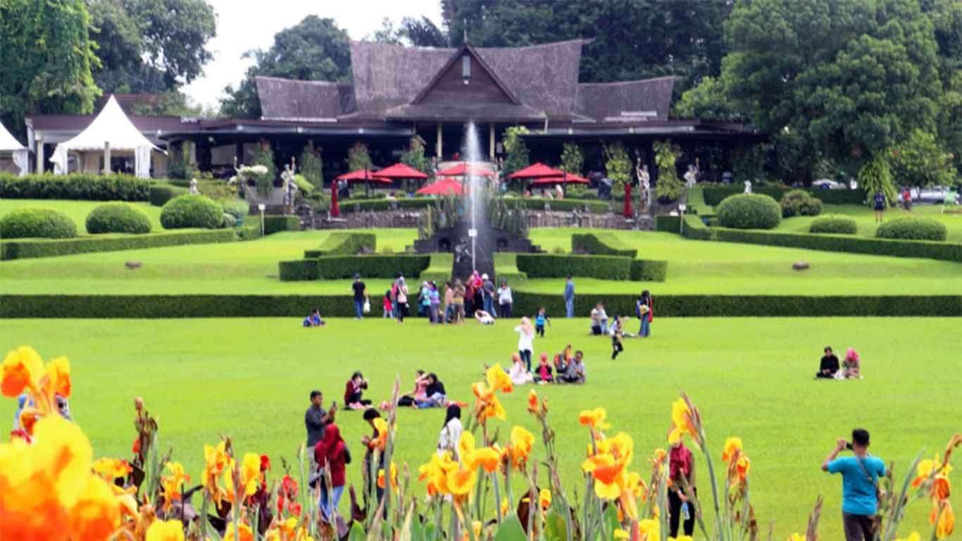 10 Tempat Foto Kece di Bogor Ini Cocok Untuk Kawula Muda Sepertimu, Coba Yuk! 1 10 Tempat Foto Kece di Bogor Ini Cocok Untuk Kawula Muda Sepertimu, Coba Yuk! 1