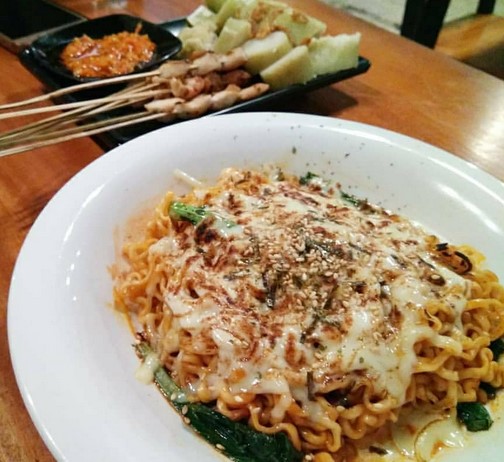 Hangout Bareng Temen di Daerah Jember, Cobain 6 Rekomendasi Tempat Kekinian Ini Deh! 3 Hangout Bareng Temen di Daerah Jember, Cobain 6 Rekomendasi Tempat Kekinian Ini Deh! 3