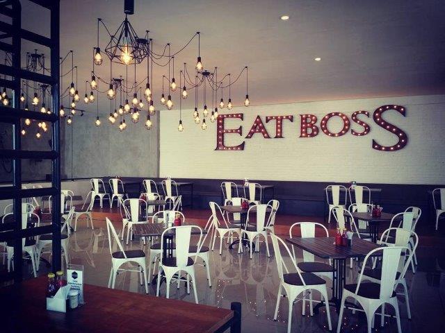 10 Rekomendasi Cafe Paling Hits di Daerah Garut Yang Bikin Ngobrol Sampai Lupa Waktu 2