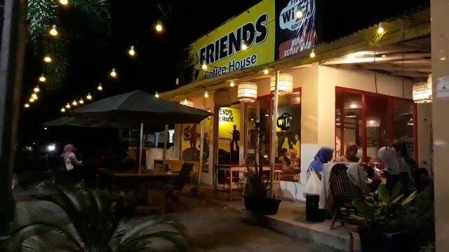 6 Referensi Tempat Nongkrong Paling Kece dan Instagramable di Daerah Blitar, Wajib Kalian Kunjungi! 2 6 Referensi Tempat Nongkrong Paling Kece dan Instagramable di Daerah Blitar, Wajib Kalian Kunjungi! 2