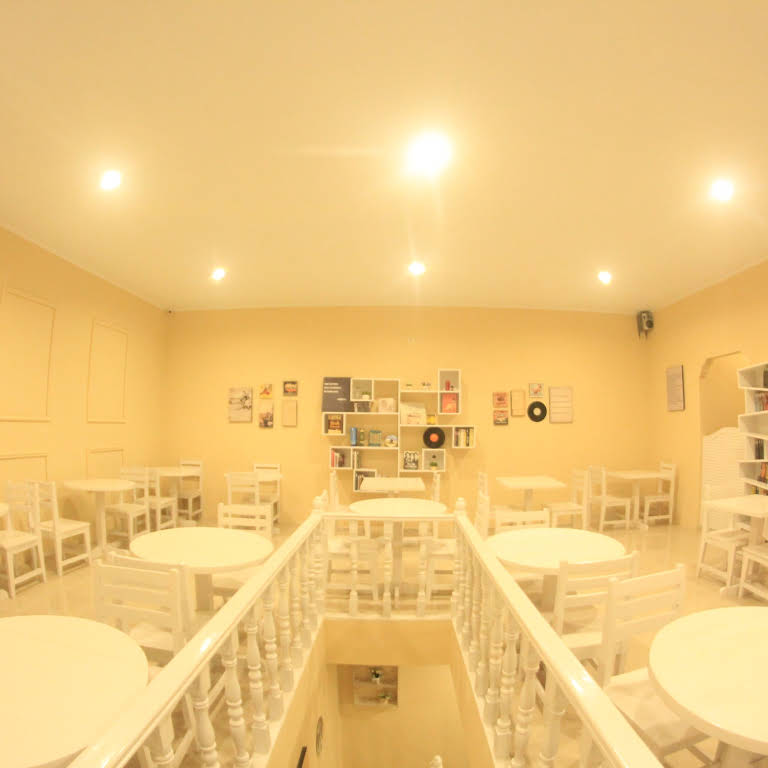 10 Rekomendasi Cafe Paling Hits di Daerah Garut Yang Bikin Ngobrol Sampai Lupa Waktu 5