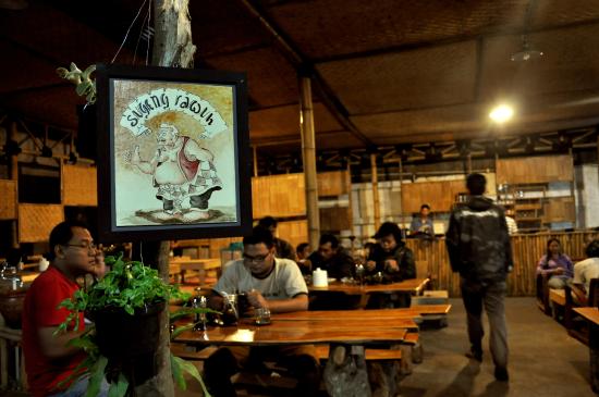 10 Referensi Tempat Nongkrong Paling Cozy di Daerah Salatiga, Nggak Bikin Kantong Kering! 6 10 Referensi Tempat Nongkrong Paling Cozy di Daerah Salatiga, Nggak Bikin Kantong Kering! 6