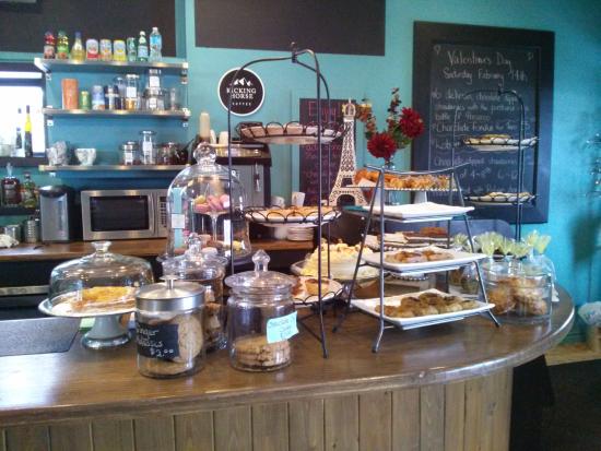 10 Referensi Tempat Nongkrong Paling Cozy di Daerah Salatiga, Nggak Bikin Kantong Kering! 9 10 Referensi Tempat Nongkrong Paling Cozy di Daerah Salatiga, Nggak Bikin Kantong Kering! 9