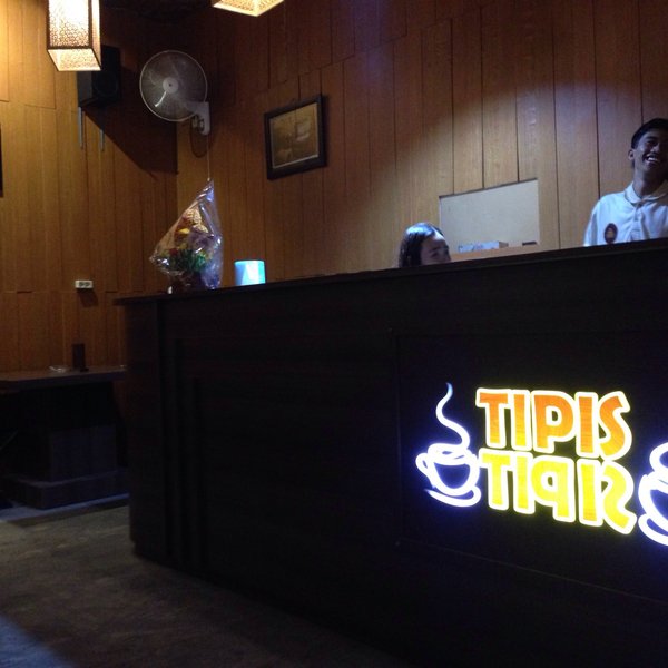 10 Referensi Cafe di Daerah Jember Ini Ternyata Paling Populer Bagi Kalangan Milenials Lho! 2