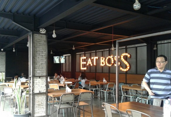 10 Daftar Pilihan Cafe di Daerah Tasikmalaya, Cocok Untuk Para Milenials Penggemar Nongkrong 3