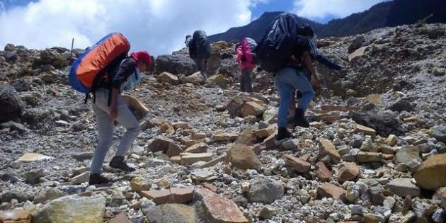 Gunung Papandayan Garut, Pesonanya Bikin Betah 2