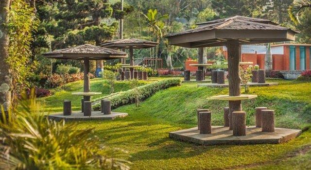 Ada Agenda Nongkrong Bareng Kerabat di Daerah Puncak? Mampir Ke 10 Rekomendasi Cafe Ini 7 Ada Agenda Nongkrong Bareng Kerabat di Daerah Puncak? Mampir Ke 10 Rekomendasi Cafe Ini 7