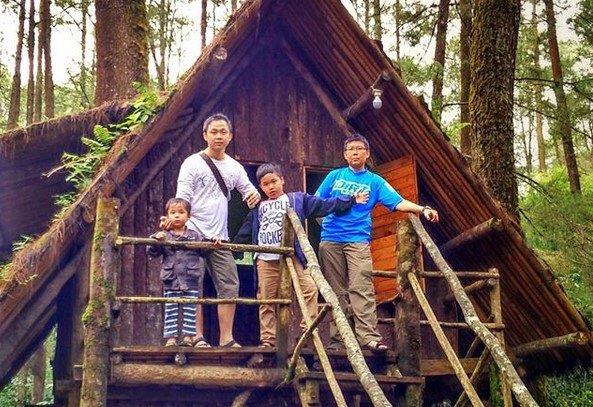 Mengunjungi Rumah Pohon di Tengah Hutan Taman Buru Masigit Kareumbi 6 Mengunjungi Rumah Pohon di Tengah Hutan Taman Buru Masigit Kareumbi 5