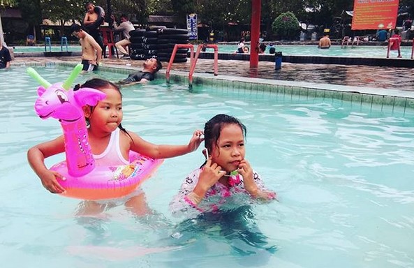 Pemandian Air Panas Ciwalini, Serunya Berenang di Sumber Alami 5 Pemandian Air Panas Ciwalini, Serunya Berenang di Sumber Alami 4