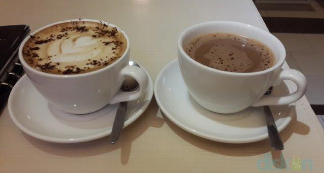 6 Rekomendasi Cafe Paling Kece Punya di Daerah Purbalingga Ini Wajib Kalian Kunjungi 5 6 Rekomendasi Cafe Paling Kece Punya di Daerah Purbalingga Ini Wajib Kalian Kunjungi 5