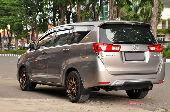 5 Travel Dari Bandung Ke Jatinangor Mulai Harga Rp 7.000 1 Travel bandung jatinangor geulis arnes harga dari ke jadwal 24 jam kiswah pasteur jakarta unpad trans balubur stasiun