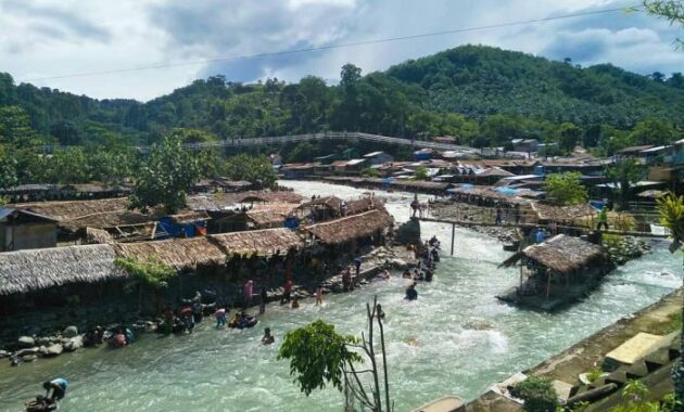 Berpetualang ke Bukit Lawang Kabupaten Langkat