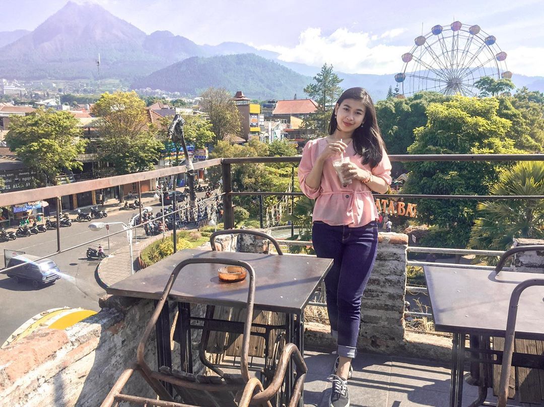 Alun Alun Batu, Bianglala di Buka Jam Berapa? 10