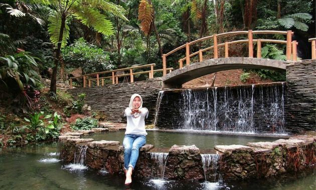 Jalan Menuju Ke Curug Cipeuteuy Jika Kamu Dari Bogor Atau Kerawang, Berapa Harga Tiket Masuk nya? 4