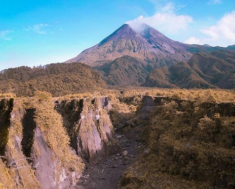 Wisata Bunker Kaliadem Merapi Jogja 4