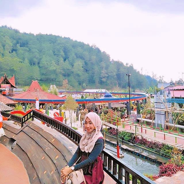 Wana Wisata Bukit Sekipan Tawangmangu Karanganyar, Cocok Untuk Berfoto Saat Libur Akhir Pekan 8