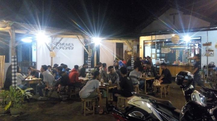 10 Daftar Pilihan Tempat Nongkrong Keren di Daerah Tulungagung Yang Asik Buat Kongkow! 8