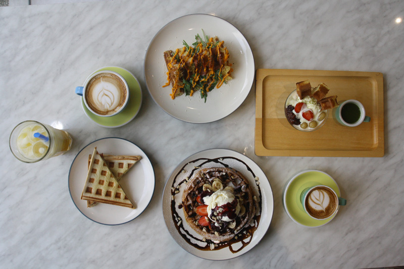 10 Daftar Pilihan Cafe Paling Oke Buat Hangout di Daerah Denpasar, Unik dan Instagramable Banget 4