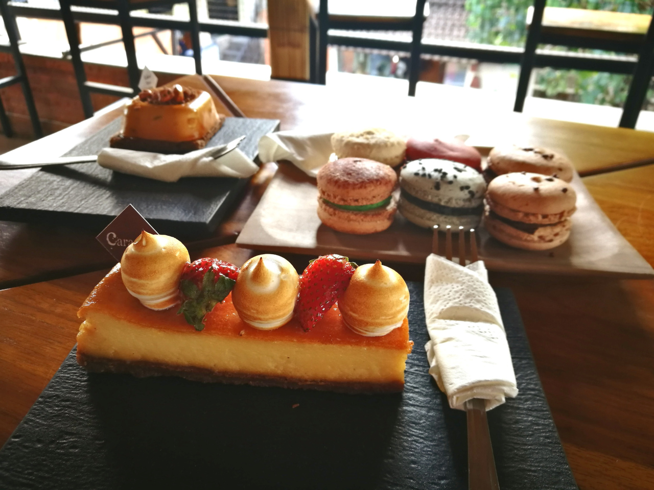 10 Rekomendasi Cafe di Daerah Ubud Ini Bisa Bikin Nongkrong Tambah Seru dan Lupa Waktu 5 10 Rekomendasi Cafe di Daerah Ubud Ini Bisa Bikin Nongkrong Tambah Seru dan Lupa Waktu 5