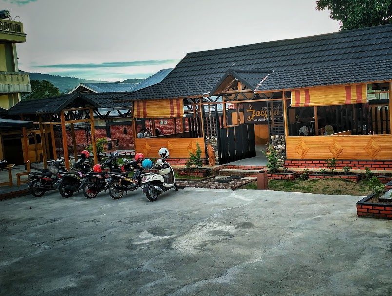 10 Daftar Pilihan Cafe Hits dan Instagenic di Daerah Bukittinggi, Photo Hunter Wajib Merapat! 7