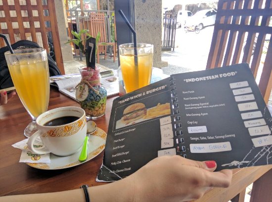 Cari Tempat Nongkrong Instagenic Daerah Nusa Dua? Nih 6 Rekomendasi Cafe Yang Wajib Kalian Kunjungi 2