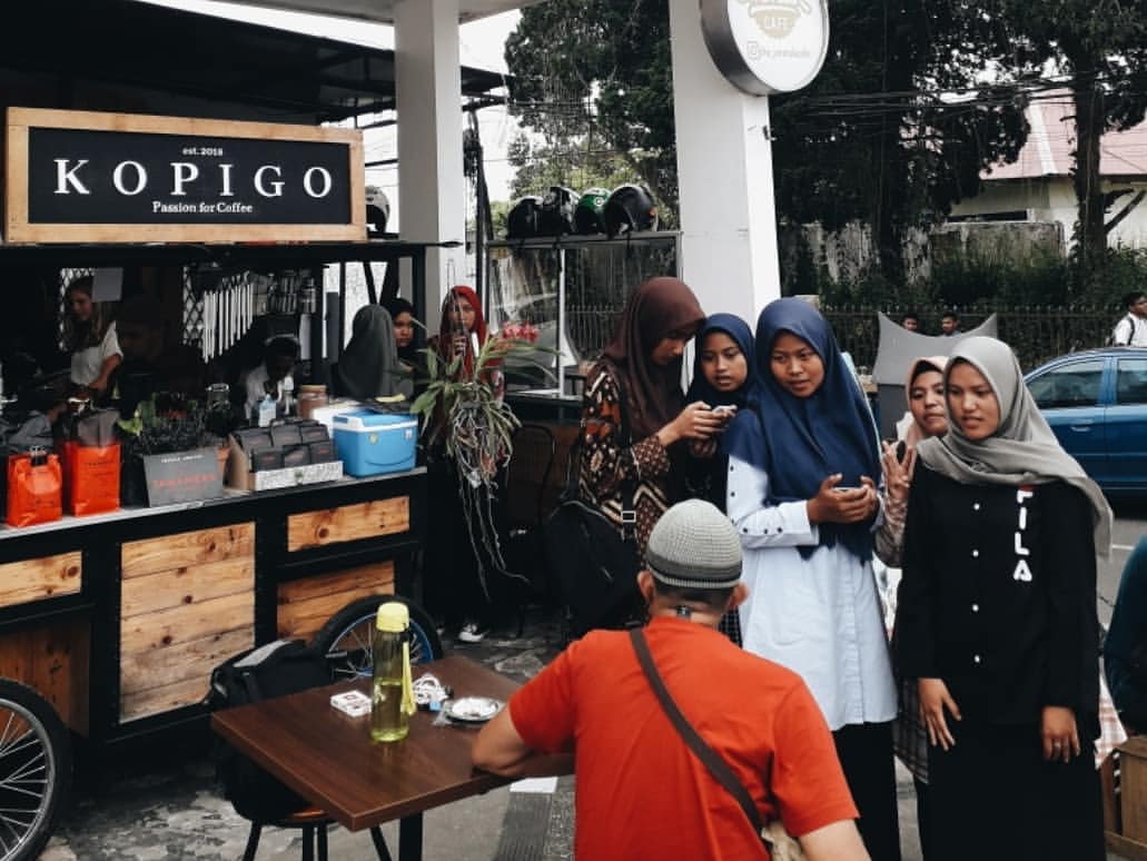 10 Daftar Pilihan Cafe Hits dan Instagenic di Daerah Bukittinggi, Photo Hunter Wajib Merapat! 4