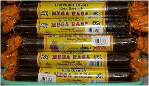 10 Oleh Oleh Khas Riau Ini Wajib Dibawa Pulang, Yuk Simak Daftarnya! 2 10 Oleh Oleh Khas Riau Ini Wajib Dibawa Pulang, Yuk Simak Daftarnya! 2