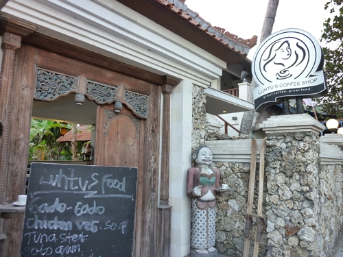 10 Daftar Pilihan Tempat Ngopi Paling Hits, Top dan Working-able di Daerah Denpasar 4