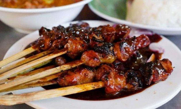 10 Rekomendasi Makanan Khas di daerah Kediri Yang Paling Lezat dan Maknyus, Jangan Coba Lewatkan! 2 10 Rekomendasi Makanan Khas di daerah Kediri Yang Paling Lezat dan Maknyus, Jangan Coba Lewatkan! 2