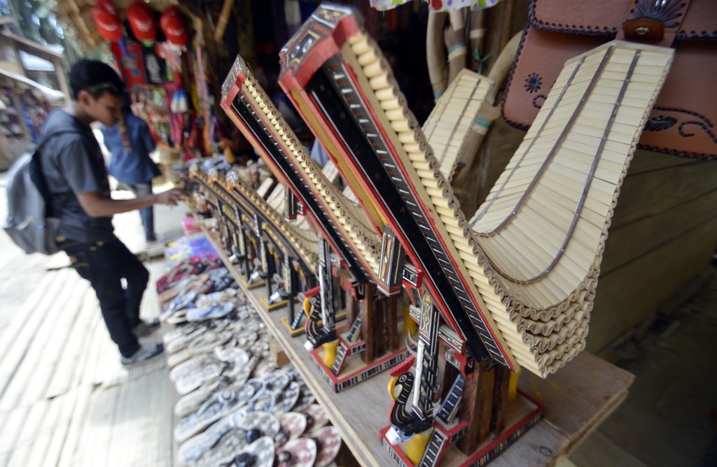 10 Oleh-Oleh Khas Toraja Yang Murah dan Wajib Kamu Bawa Pulang 2 10 Oleh-Oleh Khas Toraja Yang Murah dan Wajib Kamu Bawa Pulang 2