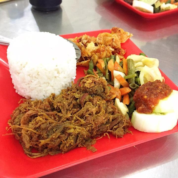 15 Referensi Makanan Khas Surabaya Yang Enak dan Wajib di Coba, Membuat Air Liurmu Menetes 4 15 Referensi Makanan Khas Surabaya Yang Enak dan Wajib di Coba, Membuat Air Liurmu Menetes 4