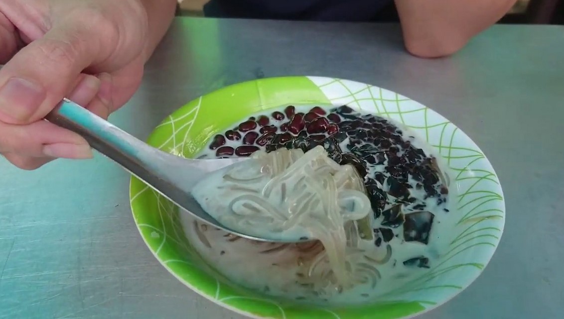 10 Referensi Makanan Khas di Daerah Pontianak Yang Gurih dan Enak Ini Perlu Kamu Coba 5 10 Referensi Makanan Khas di Daerah Pontianak Yang Gurih dan Enak Ini Perlu Kamu Coba 5