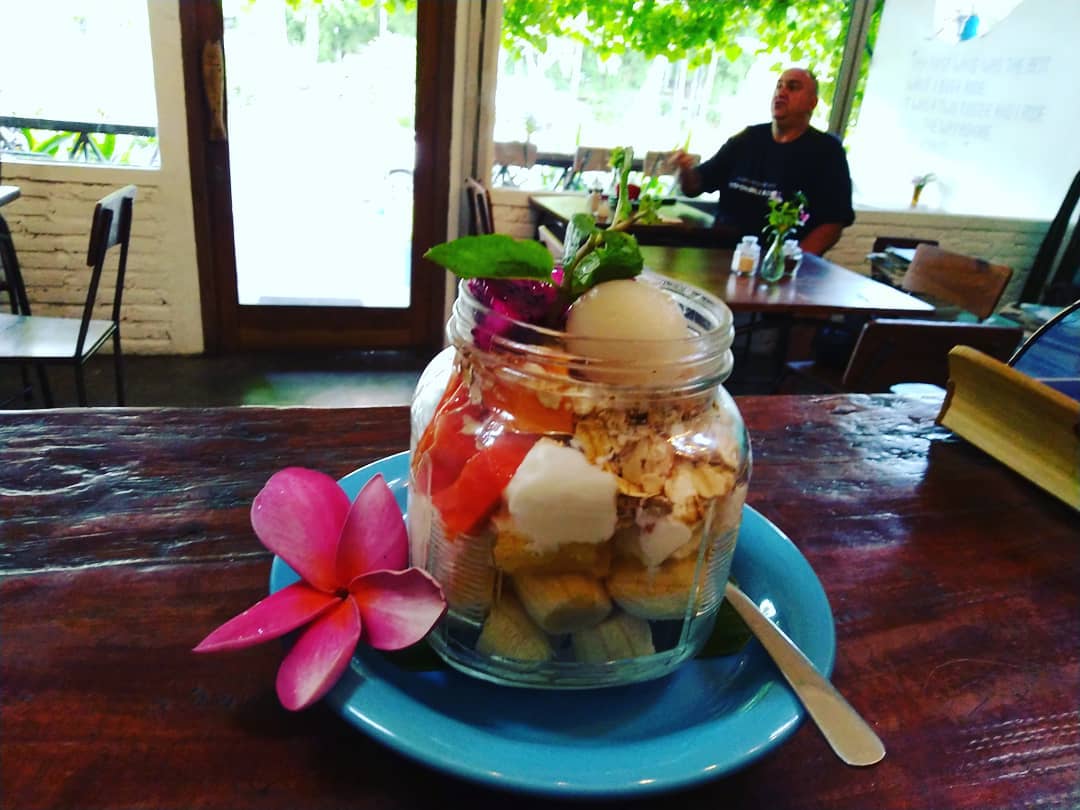 Cari Tempat Nongkrong Instagenic Daerah Nusa Dua? Nih 6 Rekomendasi Cafe Yang Wajib Kalian Kunjungi 3