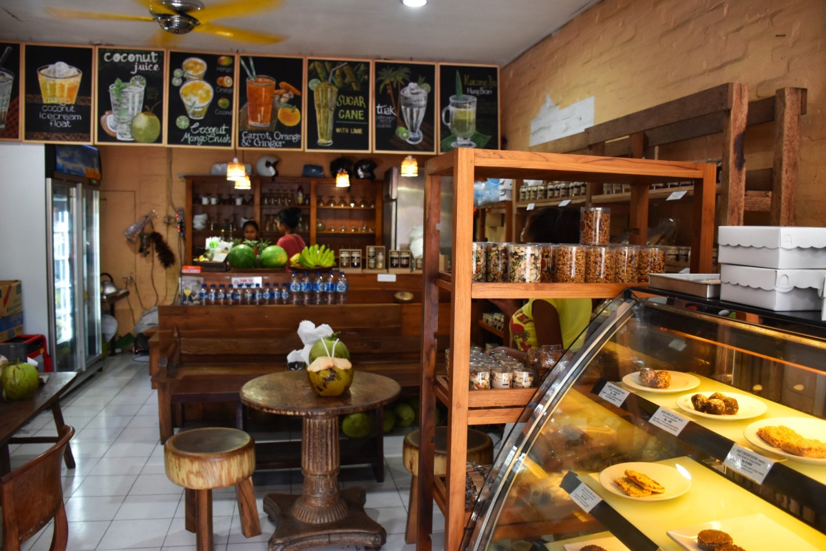 10 Rekomendasi Cafe di Daerah Ubud Ini Bisa Bikin Nongkrong Tambah Seru dan Lupa Waktu 8 10 Rekomendasi Cafe di Daerah Ubud Ini Bisa Bikin Nongkrong Tambah Seru dan Lupa Waktu 8