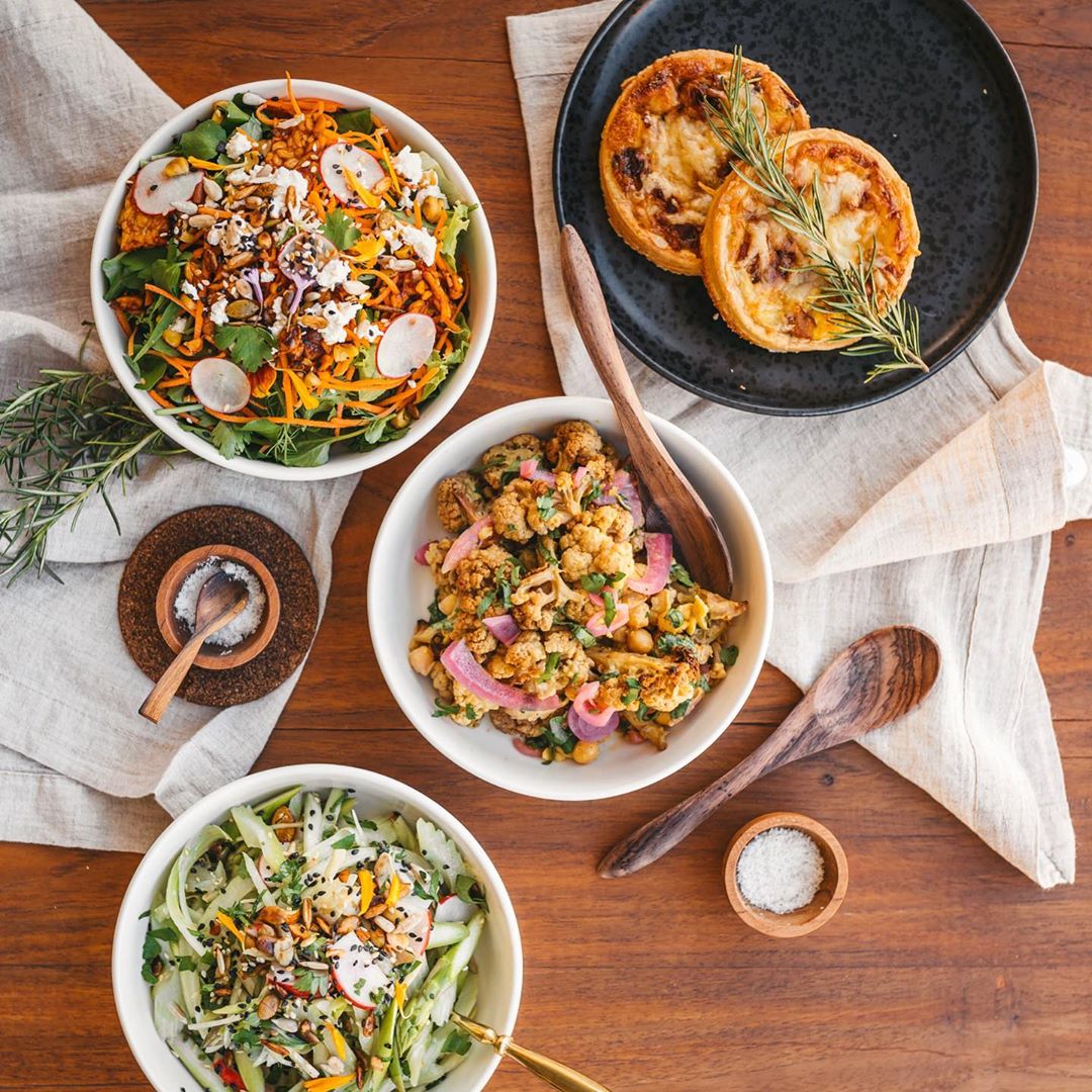 10 Rekomendasi Cafe di Daerah Ubud Ini Bisa Bikin Nongkrong Tambah Seru dan Lupa Waktu 6 10 Rekomendasi Cafe di Daerah Ubud Ini Bisa Bikin Nongkrong Tambah Seru dan Lupa Waktu 6