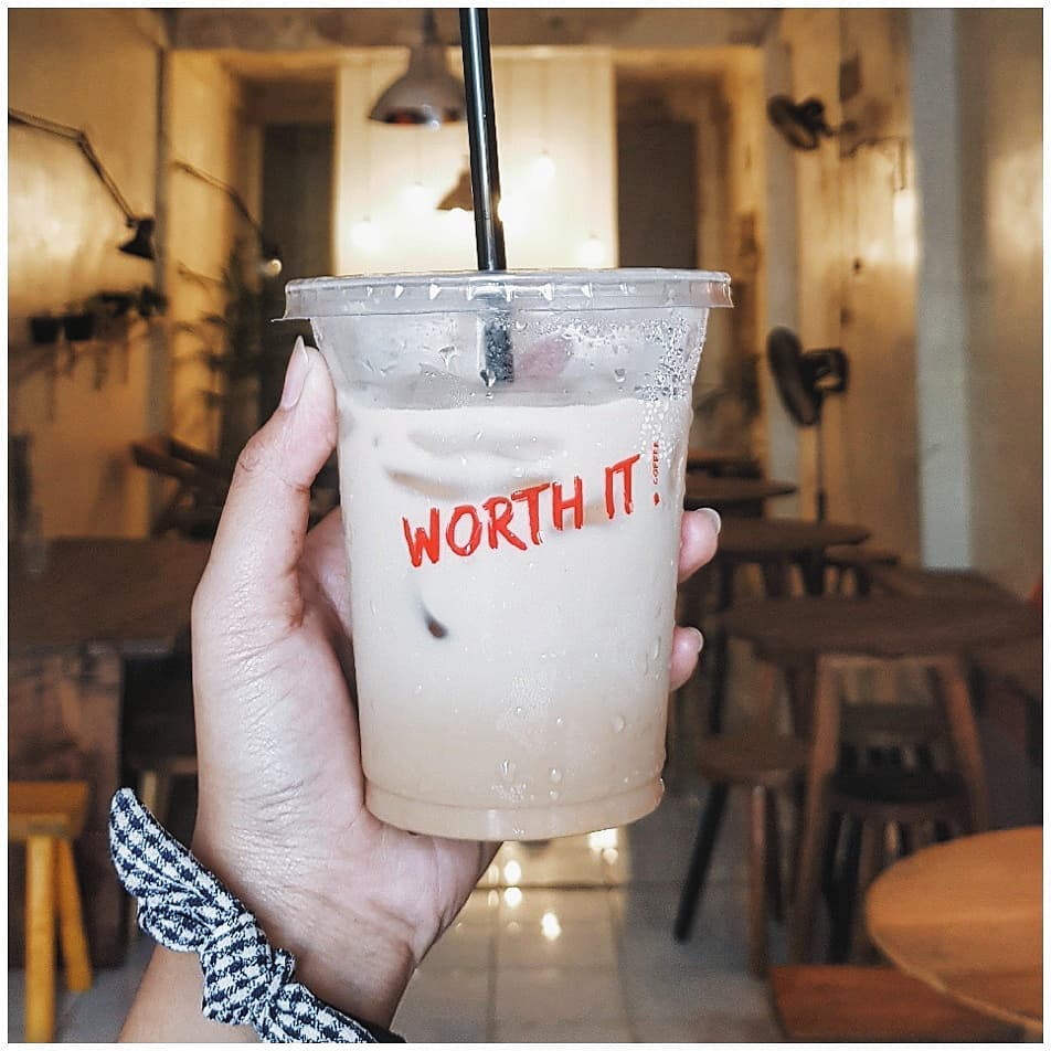 Kece! 10 Rekomendasi Cafe di Daerah Banjarbaru Ini Cocok Untuk Hangout Bareng Sahabatmu 3 Kece! 10 Rekomendasi Cafe di Daerah Banjarbaru Ini Cocok Untuk Hangout Bareng Sahabatmu 3