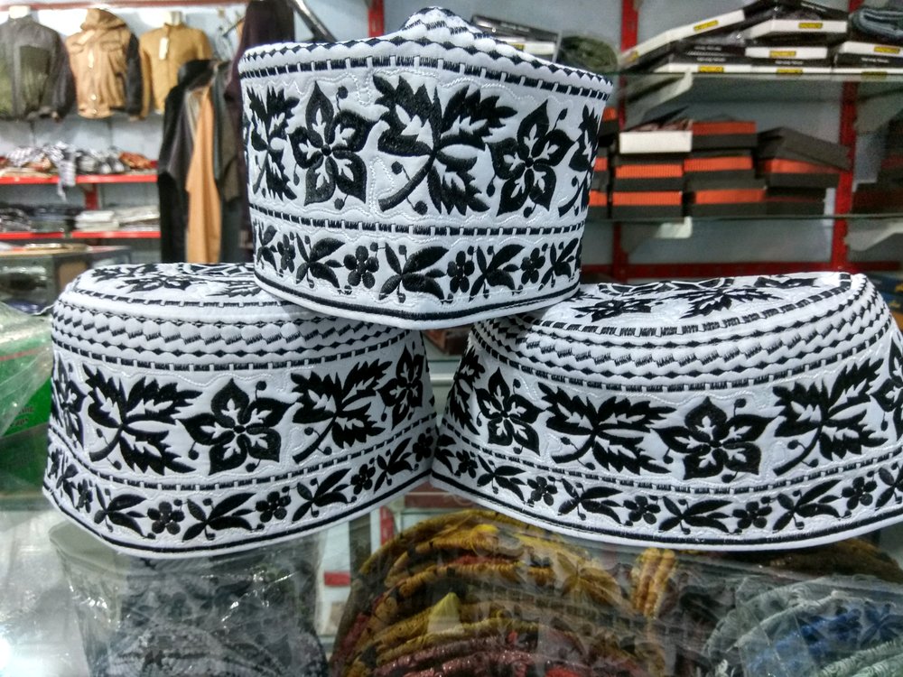 Tak Perlu Bingung, 10 Oleh-Oleh Khas Arab Ini Paling Jago Buat Dijadikan Buah Tangan 10