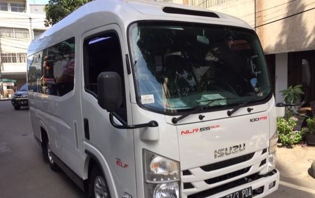 10 Rental Sewa Elf Pariwisata di Bandung Yang Harganya Murah 1 Sewa elf bandung mobil murah rental box harga pariwisata di jakarta ke 2025 6 jam dengan supir pangandaran innova dari mewah offroad 24 grab long online sport wisata wedding lembang engkel antik apv bulanan luar kota fortuner cipaganti l300 all in ayla 12 yang lepas kunci soekarno hatta crane per tanpa sopir harian hiace nikah garut santolo alphard agya avanza antapani ambulance aki bandara barat bogor bekasi buah batu brio ciwidey cirebon cihampelas cikutra ciater cimahi cibiru dago dekat stasiun dipati ukur dufan freezer freed grandmax gocar