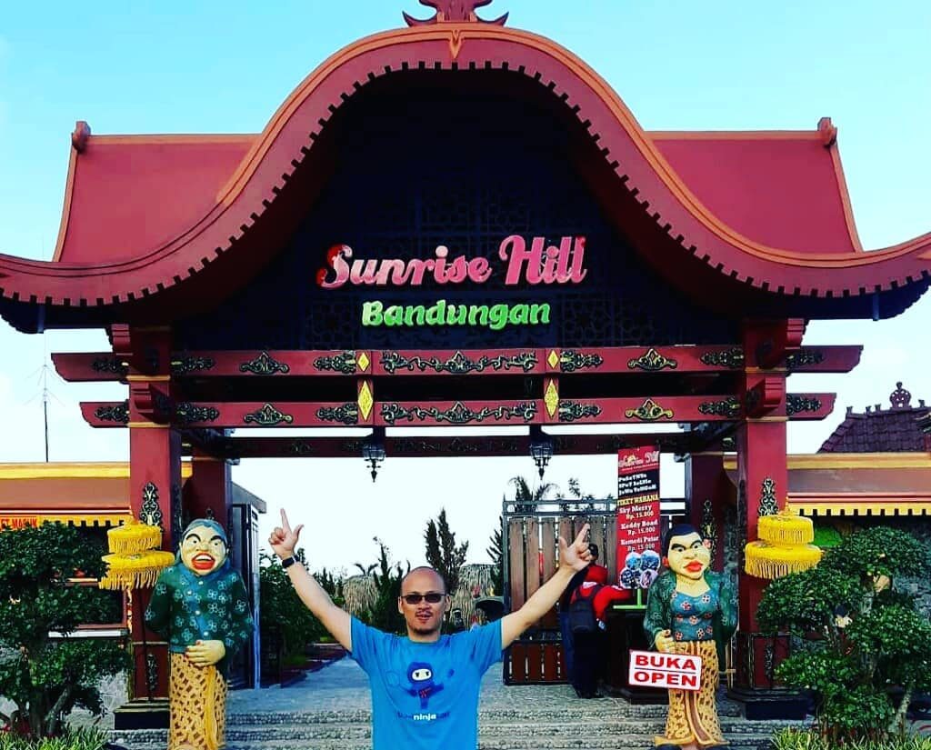 Sunrise Hill Gedong Songo Bandungan, Tempat Paling Kece Untuk Menikmati Senja 2