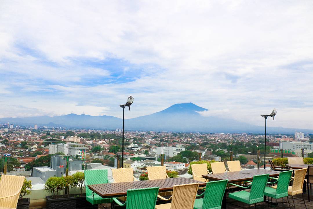 10 Rekomendasi Destinasi Wisata Malam Hari Paling Hits di Malang Yang Bikin Lupa Waktu 5