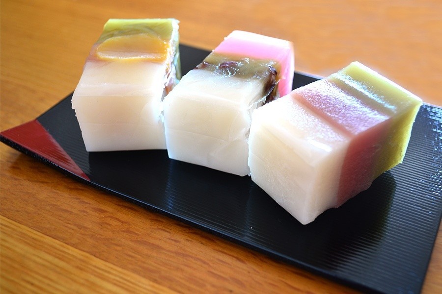 Jalan-Jalan Ke Jepang? Jangan Lupa Bawa Oleh-Oleh Ini Ya! 8