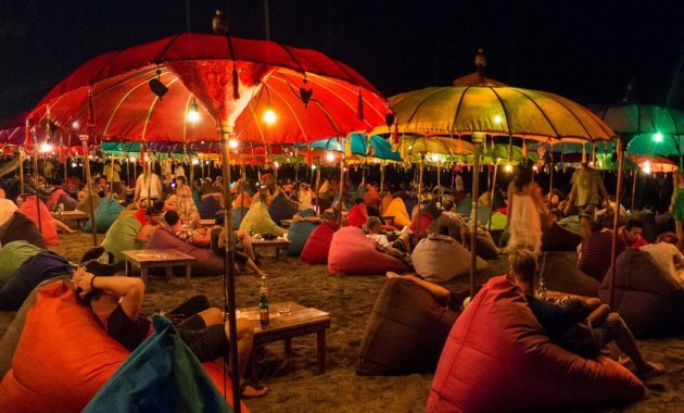 10 Rekomendasi Destinasi Wisata Malam Super Kece di Daerah Bali Dari Berbayar Sampai Gratisan 3 10 Rekomendasi Destinasi Wisata Malam Super Kece di Daerah Bali Dari Berbayar Sampai Gratisan 3