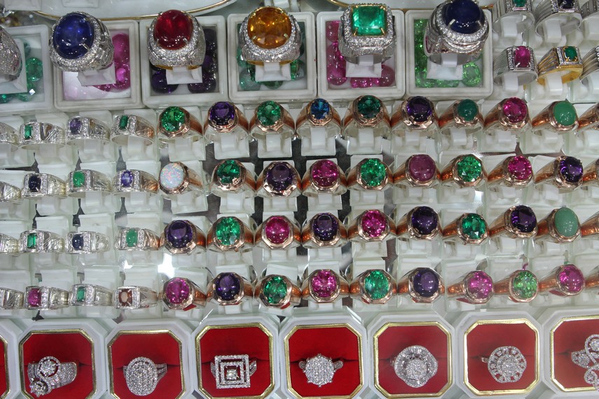 12 Daftar Oleh-Oleh Khas Banjarmasin Yang Menjadi Favorit Wisatawan 12 12 Daftar Oleh-Oleh Khas Banjarmasin Yang Menjadi Favorit Wisatawan 12